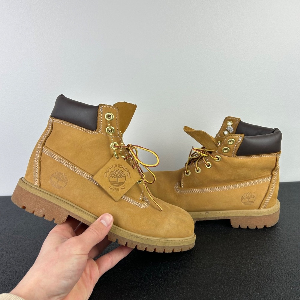 Timberland Classic 6″ Waterproof‎ Boots Men's 5M Wheat Nubuck Primaloft Excel
